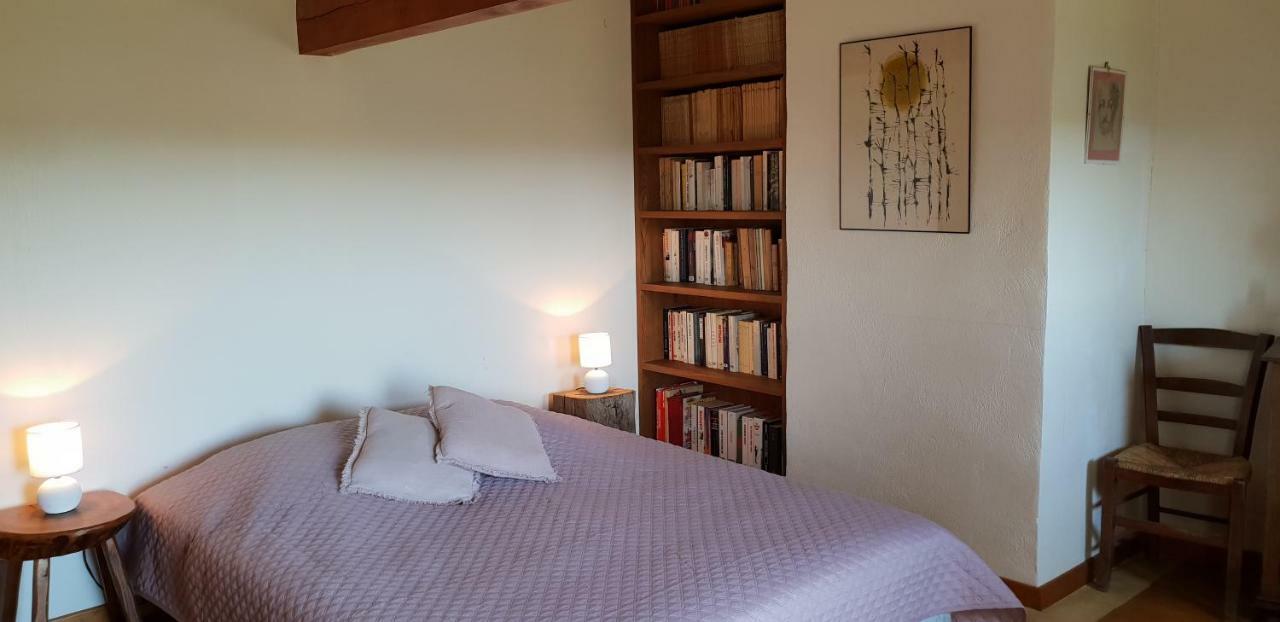 La Petite Maison Des Artistes Castelnau-Pégayrols Exterior foto